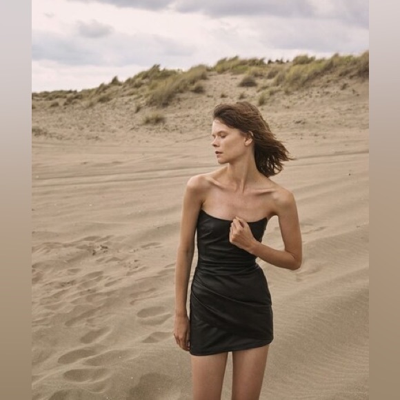 Zeynep Arcay Leather Mini Dress - Picture 5 of 8